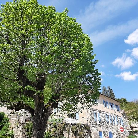Le Sareymond Menée Exterior foto